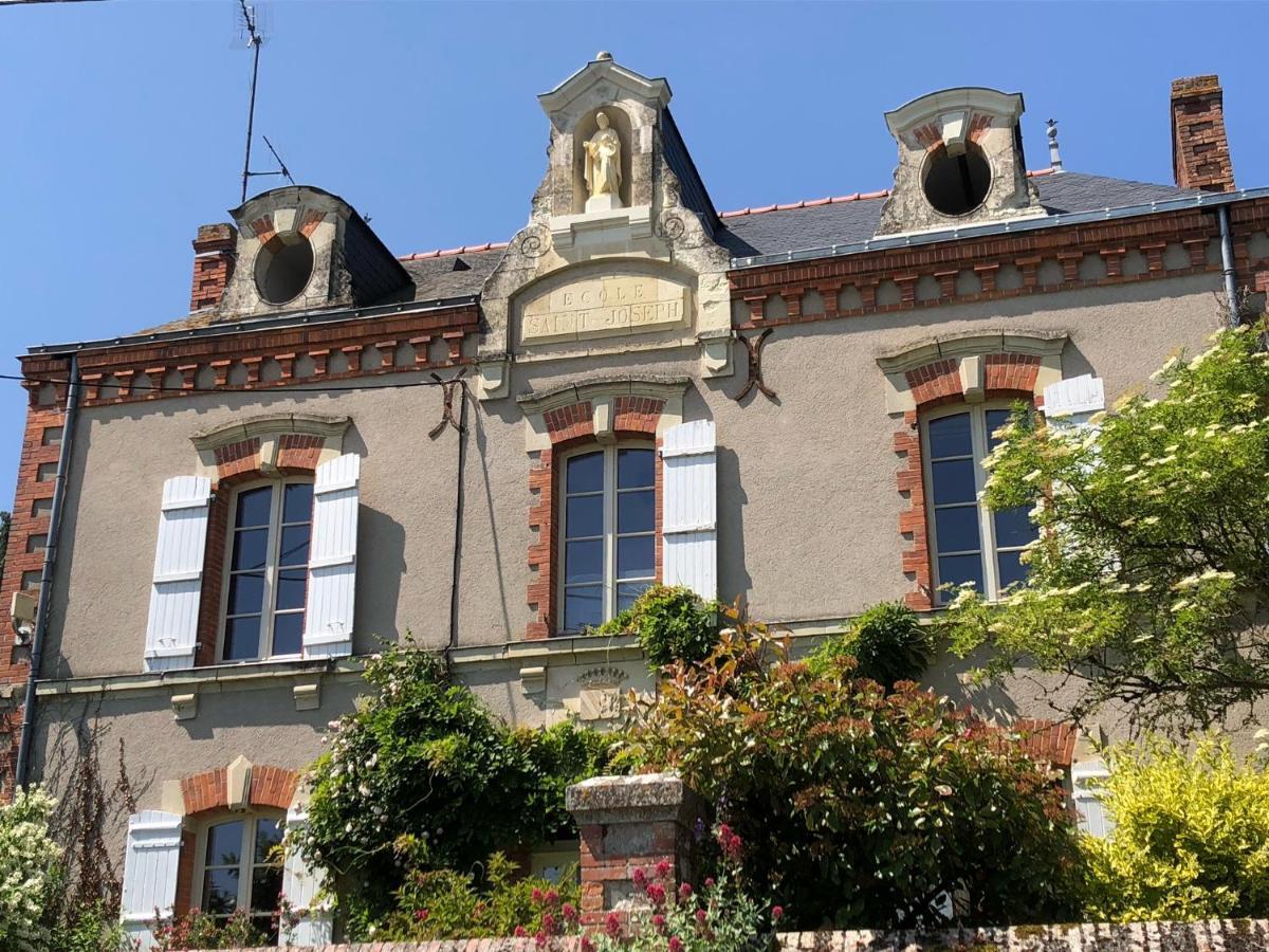 Chambres D'Hotes - Ancienne Ecole St Joseph Chanzeaux Extérieur photo
